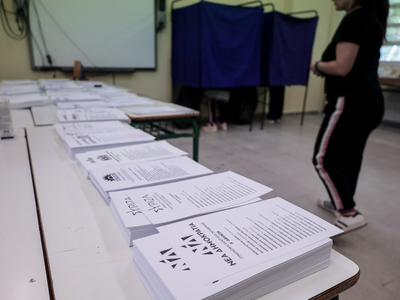 Εκλογές 2023: Προβλήματα σε εκλογικά κέν...