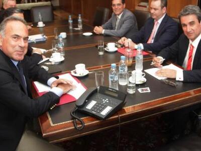 Ράβε-ξήλωνε στην Παιδεία, υπό εξέταση η ...