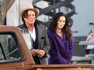 O Άγγελος του Πάθους: Από το Δεκέμβριο σ...