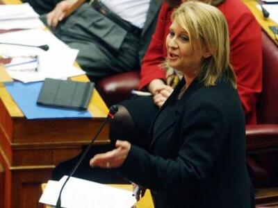 Η Σοφία Βούλτεψη ξαναχτυπά! «Έμποροι όπλ...