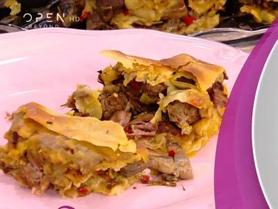 Συνταγή για κρεατόπιτα από την Μαρία Εκμεκτσίογλου