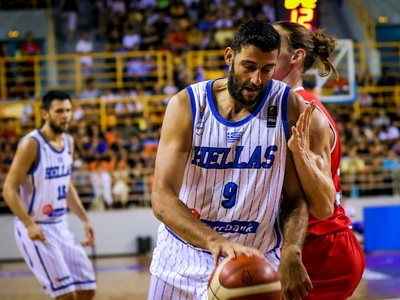 Επιστρέφει στα παρκέ ο Γιάννης Μπουρούσης!