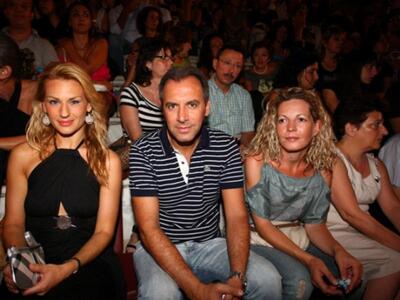 Φωτογραφικά στιγμιότυπα από τη μελωδική ...