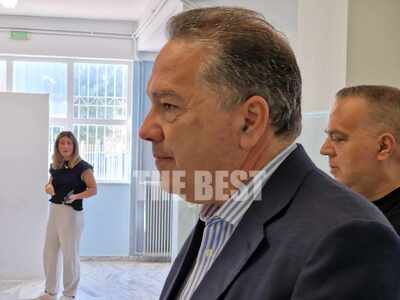 Κώστας Σβόλης: "Σήμερα μιλούν οι πο...