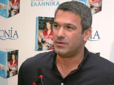 Ανανεωμένος επέστρεψε στο γυαλί ο Σπύρος...