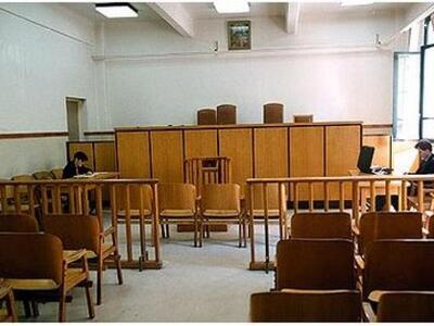 Κλειστά την Πέμπτη και τα δικαστήρια