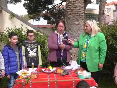 Πώς θα βάψετε τα πασχαλινά αυγά με ρίζες...