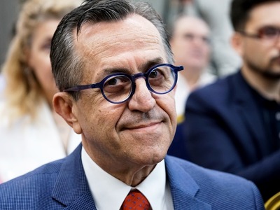 Σχέδιο ανάπτυξης μόνο για συγγενείς και φίλους