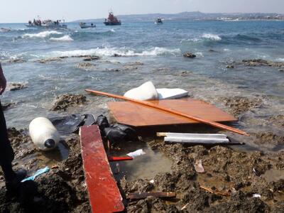 Νέο ναυάγιο στη Μεσόγειο με 300 μετανάστες