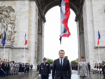 Δεξιοί, σοσιαλιστές και πρώην τηλεπαρουσ...