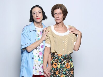 Το παιδί: Μαίρη και Μίνα ετοιμάζουν μια ...