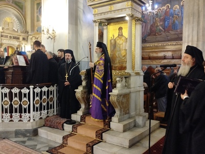 Ο Β’ Γραμματεύς της Ιεράς Συνόδου, π. Νι...