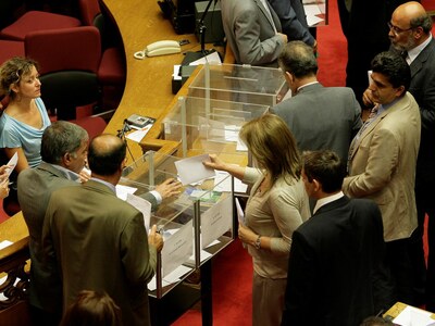 Πέντε παραπέμφθηκαν  σε Προανακριτική γι...