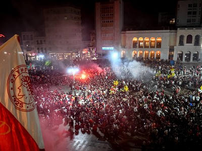 ΔΕΙΤΕ ΝΕΕΣ ΦΩΤΟ: Τα πανηγύρια των Ολυμπιακών στην Πάτρα