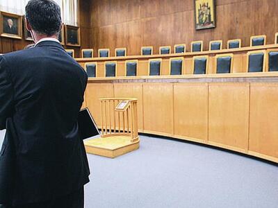 Πάτρα: Οι Δικηγόροι συγκεντρώνουν χρήματ...