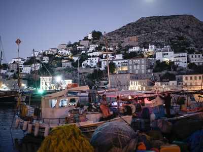 Ύδρα: Έλεγχοι για τα αυτοκίνητα στο νησί...