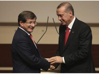 Ποιος κυβερνά την Τουρκία: Νταβούτογλου ...