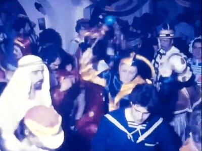 Αποκριάτικο ξεφάντωμα στο κελάρι του θρυ...