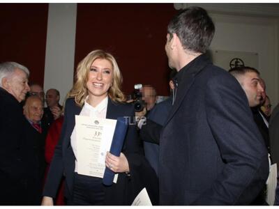 Η φουσκωμένη κοιλίτσα της Σίας Κοσιώνη κ...