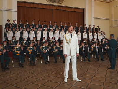 Η Χορωδία του Κόκκινου Στρατού τραγουδά ...