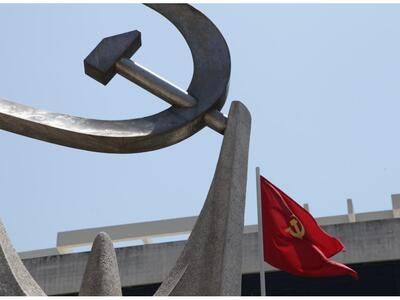 ΚΚΕ: Ομολογία κοροϊδίας η ομιλία του Αλ....