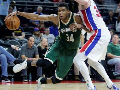 Ο Γιάννης Αντετοκούνμπο ψηφίστηκε ο καλύ...