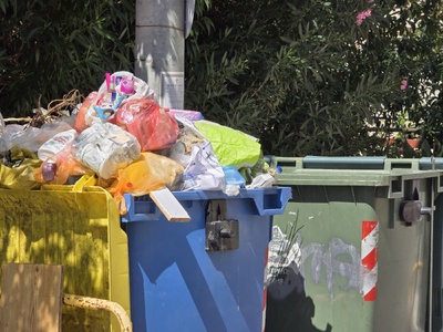 Ξεχειλισμένοι κάδοι - 03-07-2025