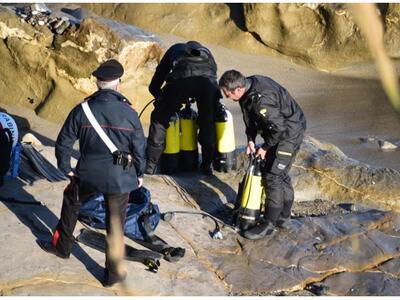 Μάνα έπνιξε στη θάλασσα το 9 μηνών μωρό της