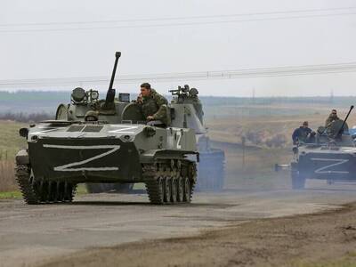 Επελαύνουν οι ρωσικές δυνάμεις - Κατέλαβ...
