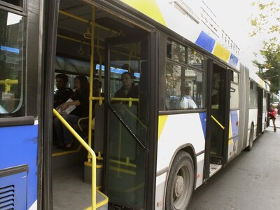 Πάτρα: Χαλασμένο το λεωφορείο μεταφοράς ...