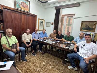 Πάτρα: Συνάντηση Εμπορικού Συλλόγου με τ...