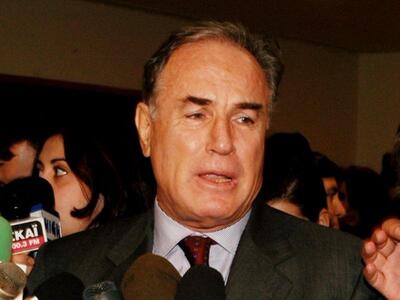 "Αν θέλετε, τραβήξτε τα βλέφαρά μου...