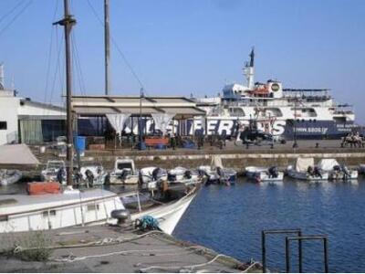 Ένας 34χρονος μέθυσε και...βούτηκε στο λ...