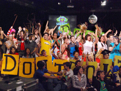 Απίστευτο βίντεο κλιπ από το Πανεπιστήμι...