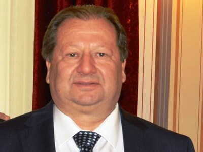 Με βουλευτές του ΣΥΡΙΖΑ συναντήθηκε ο Δή...