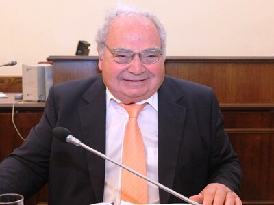 Λέανδρος Ρακιντζής: Έχετε δει κανέναν επ...