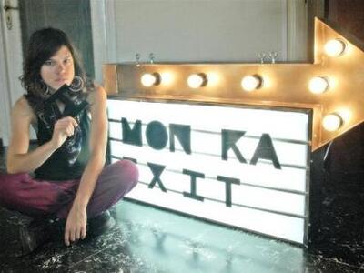 Συγκλονιστική αφήγηση: Η τραγουδίστρια π...