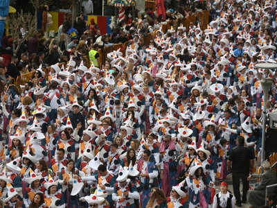 Πάτρα: Ο καιρός «χαμογελάει» στο Καρναβά...