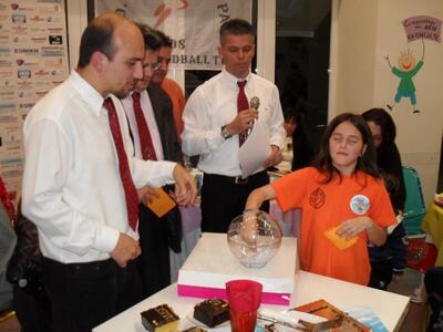 Ζεστή ατμόσφαιρα στην πίτα των Ελπίδων