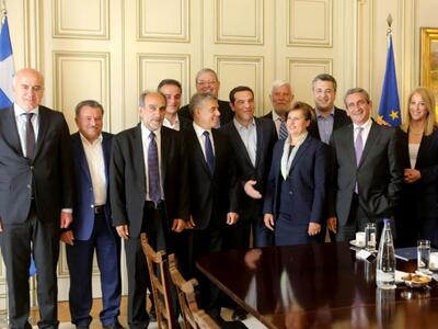 Τι είπε ο Αλέξης Τσίπρας με τους Περιφερ...