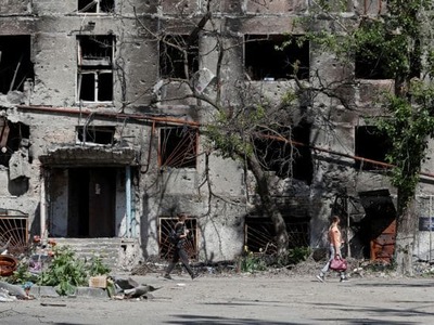 Πόλεμος στην Ουκρανία «Πλούσιοι Ρώσοι πρ...