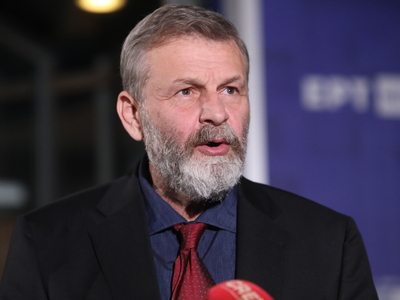 Απόστολος Γκλέτσος: Φωτογραφίες από το ξ...