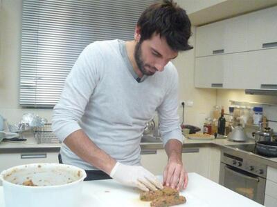 'Κάτι ψήνεται" με celebrities!