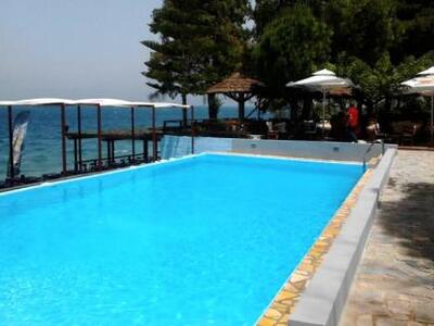 Πάτρα - To σχήμα Johnny's Live υπόσχεται...