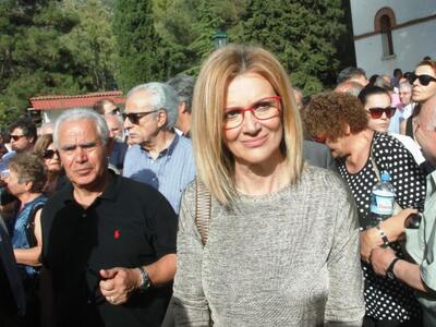 Ανανεωμένη μετά τον χωρισμό η Άντα Παπαν...