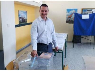 Μετά τα αποτελέσματα η Χρυσή Αυγή ζητά τ...