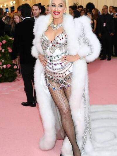 ΓΚΟΥΕΝ ΣΤΕΦΑΝΙ ΜΕ MOSCHINO BY JEREMY SCOTT