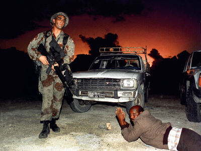 Η απόγνωση ενός Σομαλού οδηγού μπροστά σ...