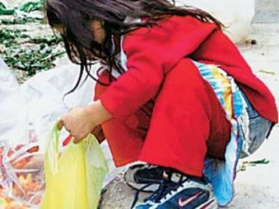 Σε κίνδυνο φτώχειας ένα στα τρία παιδιά ...