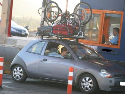 Φθηνότερα διόδια εξετάζει το υπ. Υποδομώ...